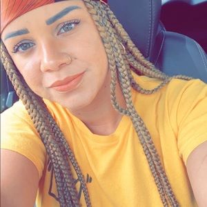 Meet your Posher, Alana